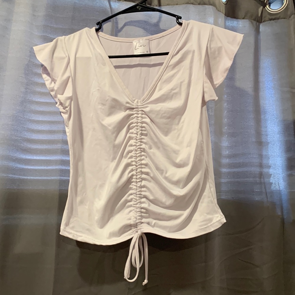 White, tied, cropped tee